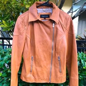 COGNAC LEATHER MOTO JACKET BY BLACK RIVET, LADIES SIZE LARGE